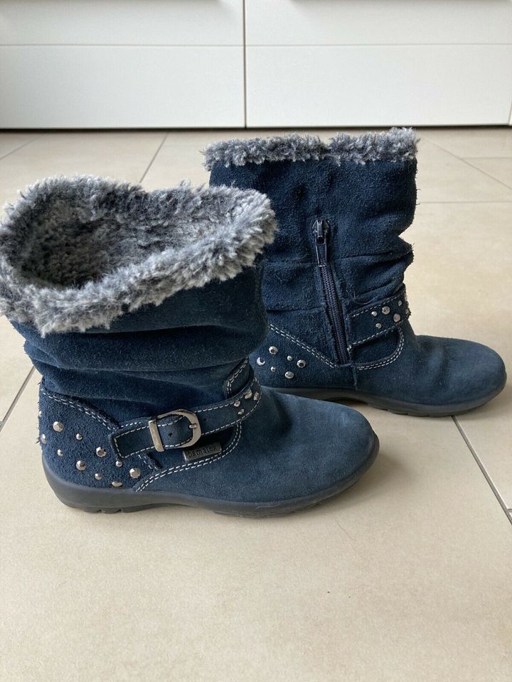 Stiefel für Mädchen Gr.27 in Paderborn