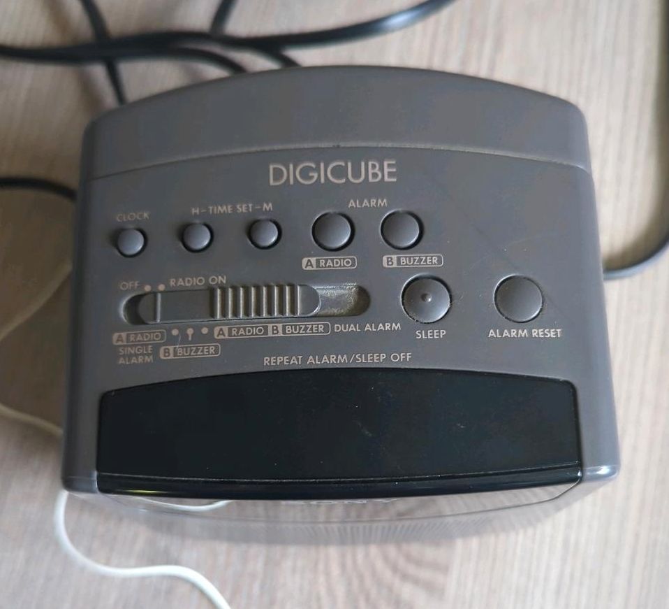 Sony Digicube ICF-C102 in Hitzhusen
