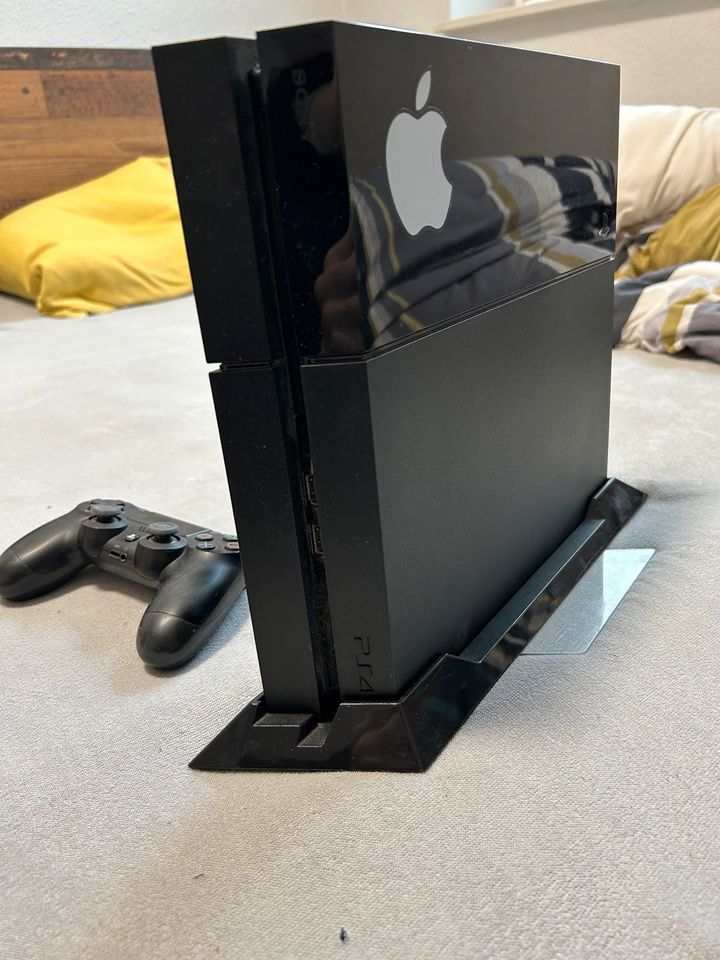 PlayStation 4 + Controller in Ochtrup