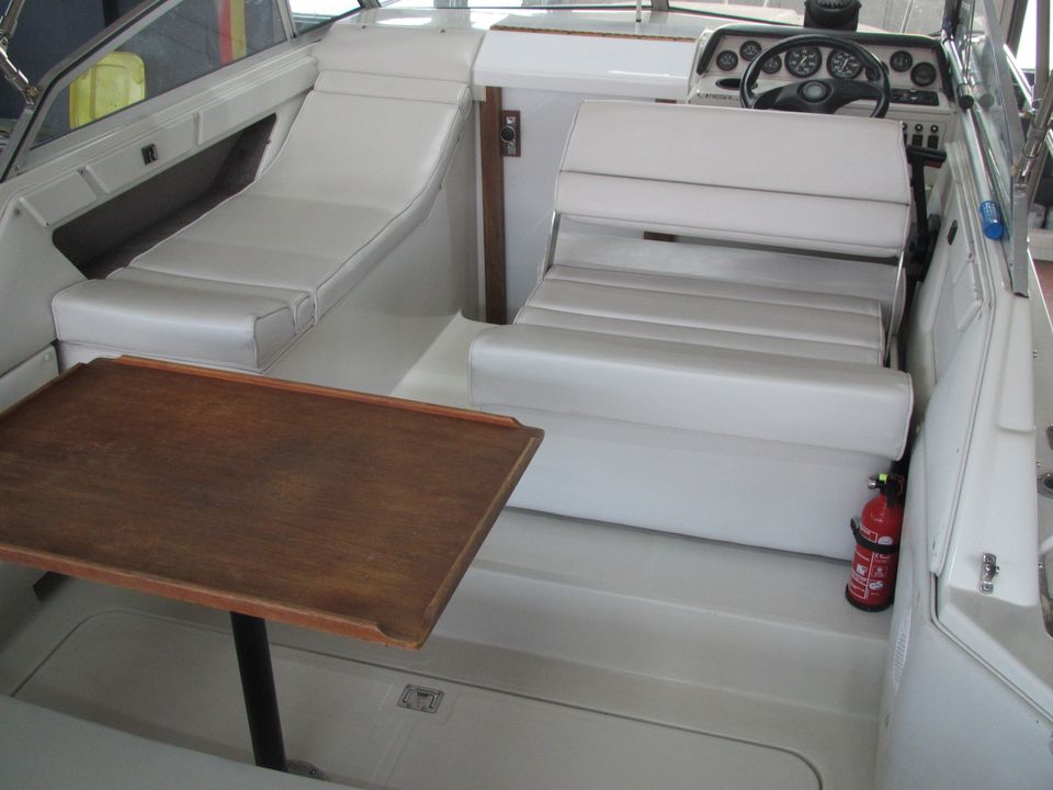 Mariene Motorboot Regal  233 inkl. Alu Trailer in Keltern