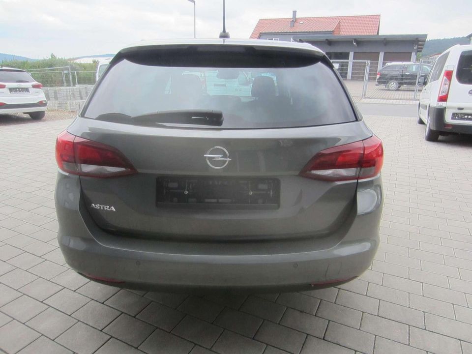 Opel Astra Design-Sports,Navi,LED,Kamera,2xPDC,SH in Erbach