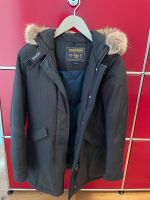 Woolrich Jacke mit Fell XS dunkelblau Neuhausen-Nymphenburg - Neuhausen Vorschau