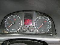 Suche Tacho für Touran 1T1 mit gutem LCD Display (rot) Bayern - Baiersdorf Vorschau