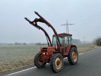 Renault 651-4 Allrad Frontlader Trecker Schlepper Traktor Nordrhein-Westfalen - Spenge Vorschau