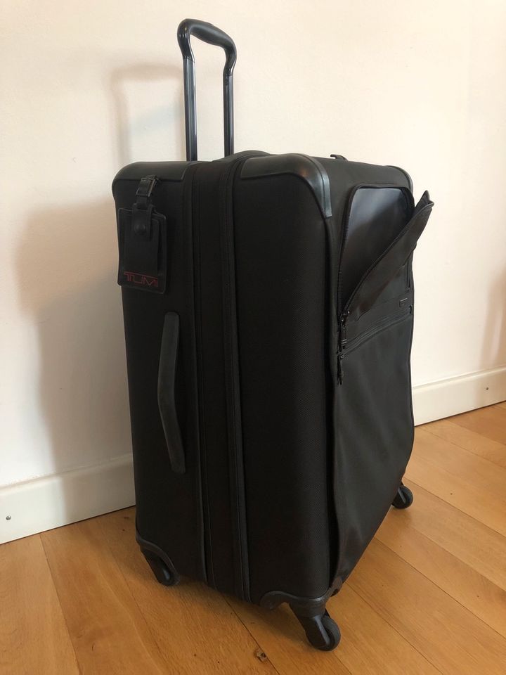 Tumi Alpha 2 erweiterbarer Koffer 66 x 33/38 x 48,5 in München