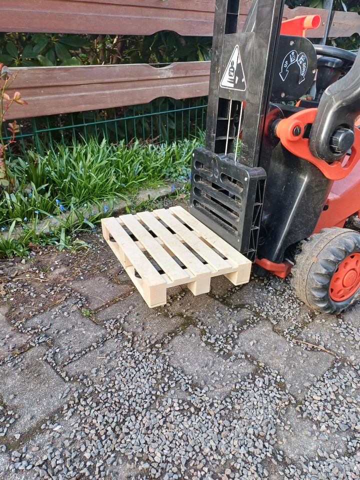 Gabelstapler "Linde" Tretfahrzeug in Naunhof