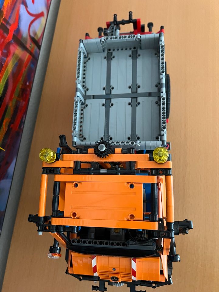 Lego Technic 8110 Unimog in Wolfsburg