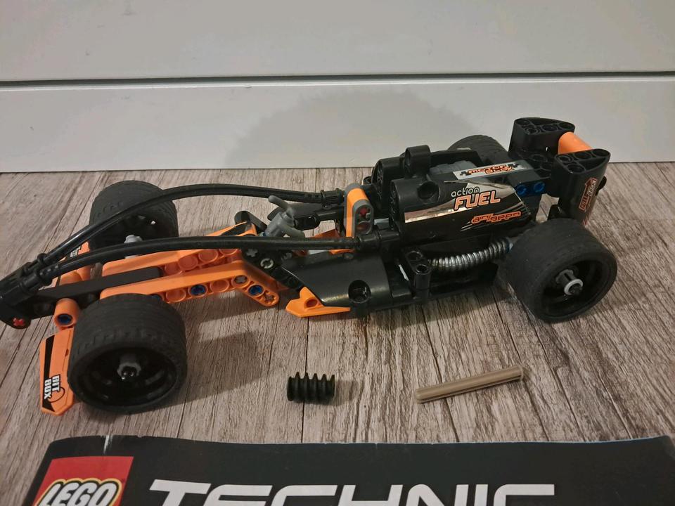Lego Technic Set 42026 Rennwagen Formel 1 Sammlung Aufziehwagen in Bad Karlshafen