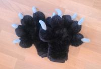 Schwarze Furry Fursona Fursuit Paws Pfoten Leipzig - Connewitz Vorschau