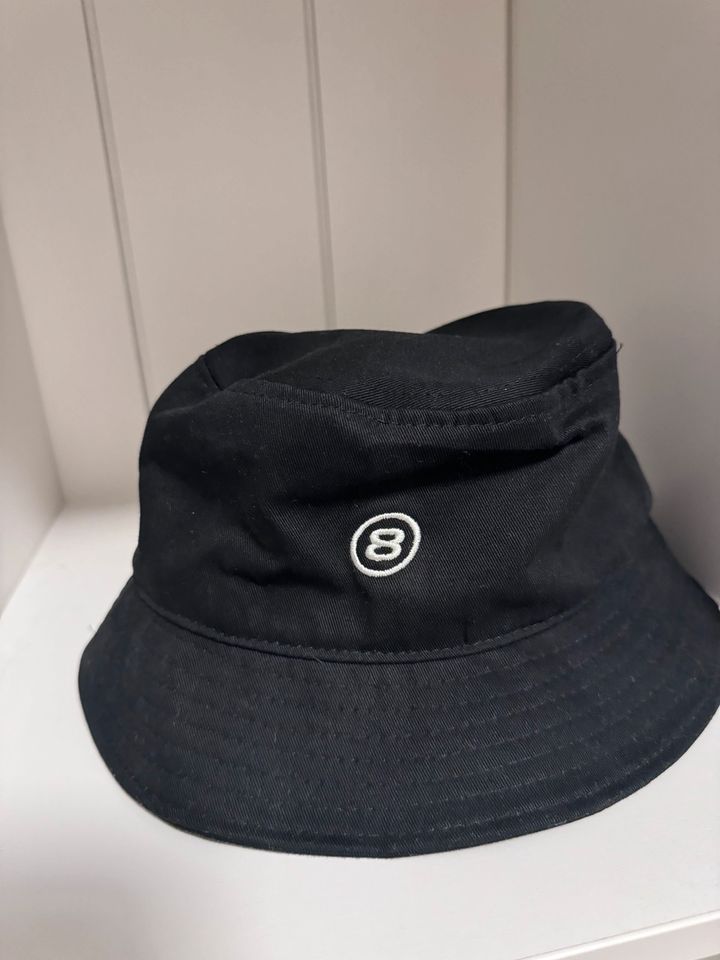 Ateez Bucket Hat in Bremen