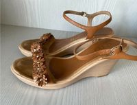 UNISA RITA LEDER SANDALEN WEDGES  KEILABSATZ 39 BLUMEN Bayern - Höhenberg i. T. Vorschau