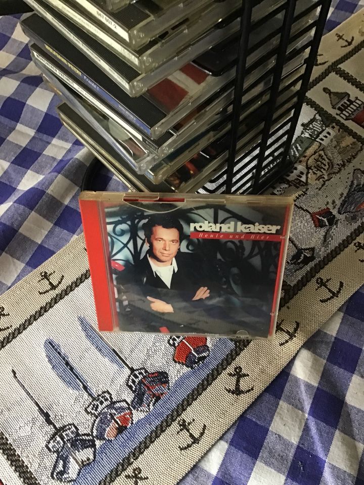 CD Ständer ink. CD‘s Schlager Partymusik 80er 90er in Lemförde