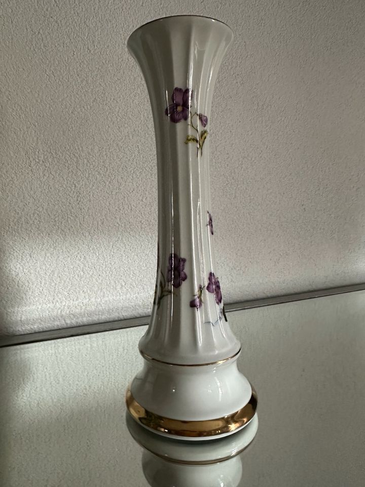 Vase Porzellan Bavaria Stiefmütterchen Motiv 22cm in Braunschweig