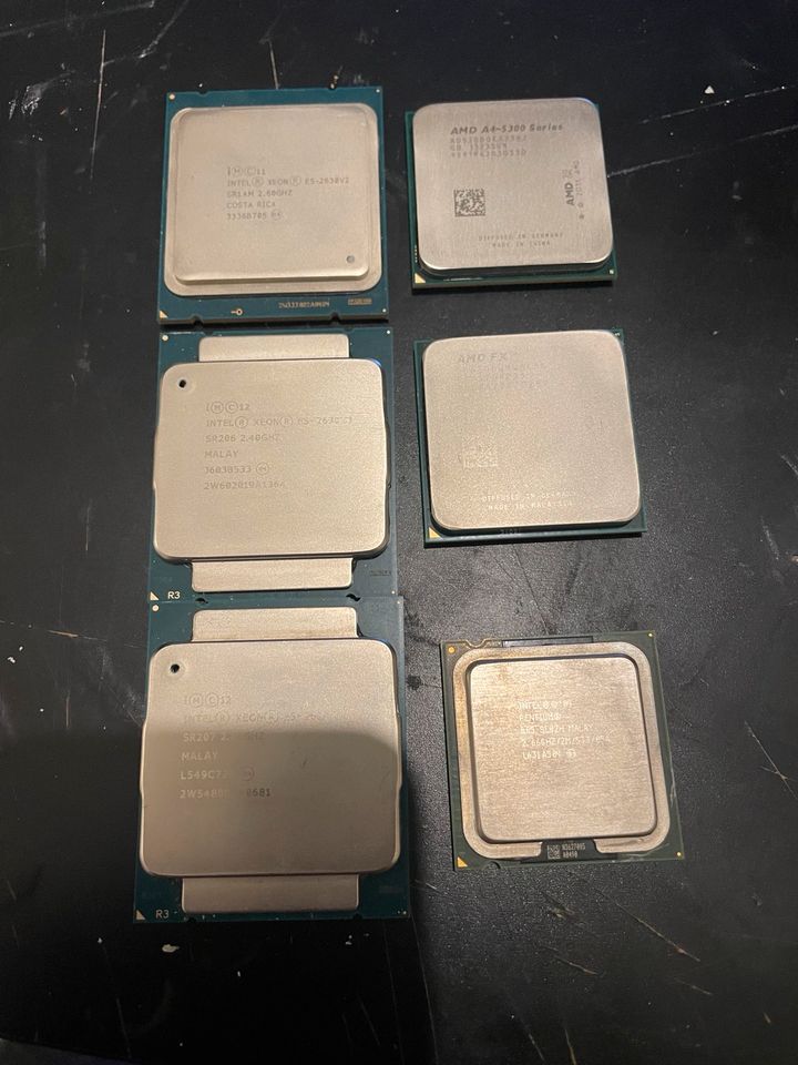 Intel Xeon E5 v2/v3 — AMD FX — A4-5300 — Pentium D 805 in Offenbach