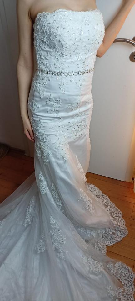 Elegantes Brautkleid XS – Schleppe & Spitze, auch für Shooting in Berlin