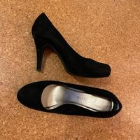 Tamaris, Schwarze Pumps, Gr.40, vegan, Trichterabsatz, Samt Baden-Württemberg - Salem Vorschau