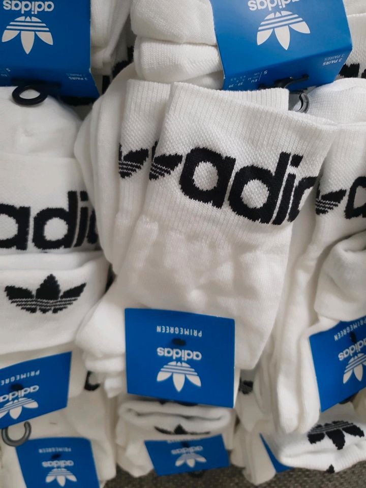 Adidas Socken in S, M oder L 3er Pack NEU in Nordrhein-Westfalen -  Gelsenkirchen | eBay Kleinanzeigen ist jetzt Kleinanzeigen