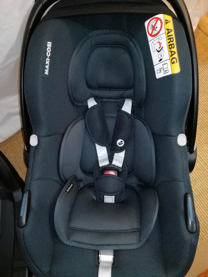 Maxi cosi cabriofix isize babyschale mit familyfix 3 in Wermelskirchen