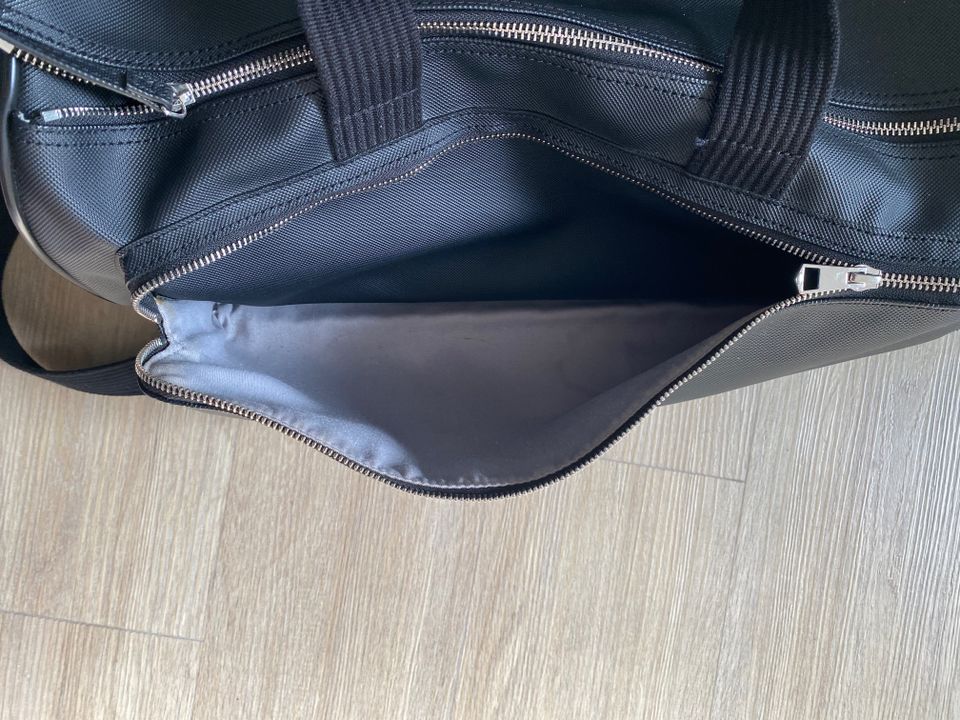 Lacoste Duffle Bag Tasche Messenger schwarz black in Gelsenkirchen