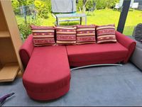 Sofa in Rot mit Schlaffunktion top Zustand Nordrhein-Westfalen - Arnsberg Vorschau
