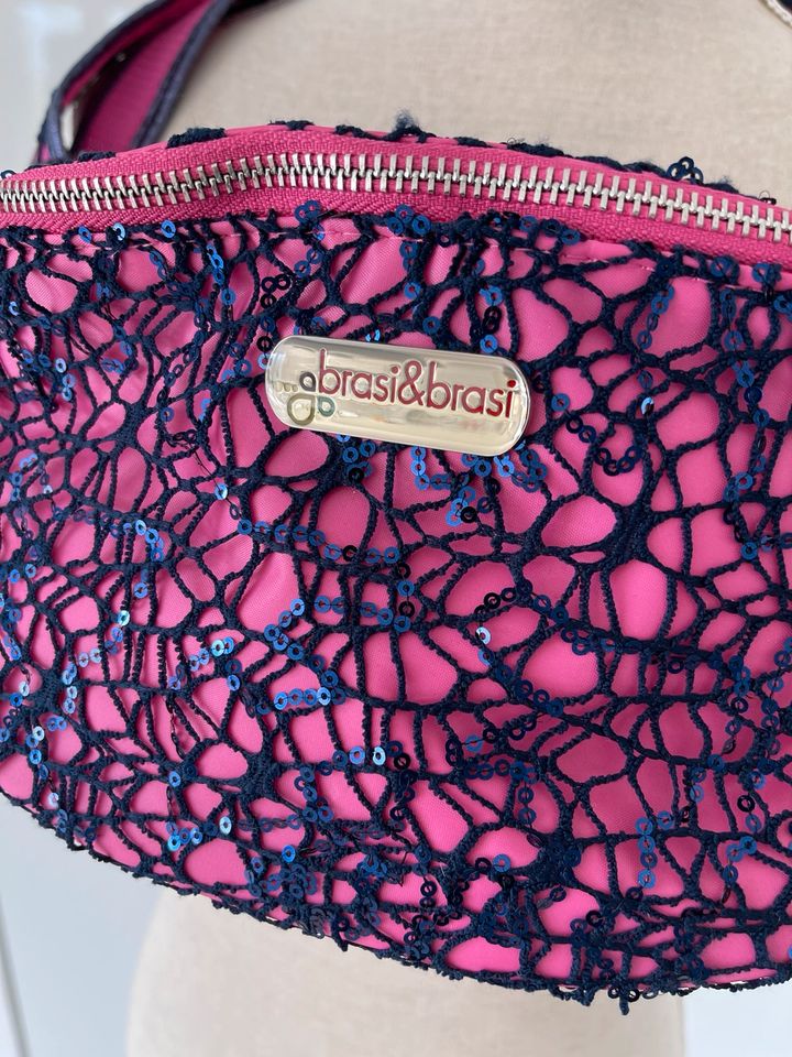 Brasi Brasi belt bag neu mit Etikett pink/blau mit Pailletten in München