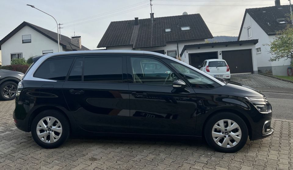 Citroën Grand C4 Picasso |ACC|LED|Navi|Klimaa|Sitzhei| in Mössingen