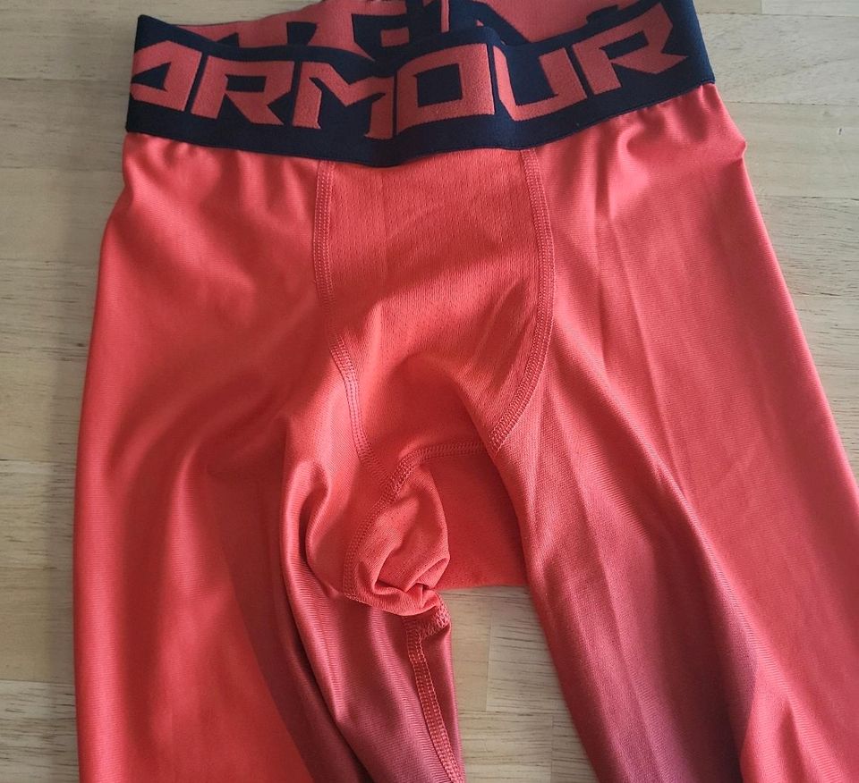 Under Armour compression tight Laufhose HEATGEAR XS in Dresden