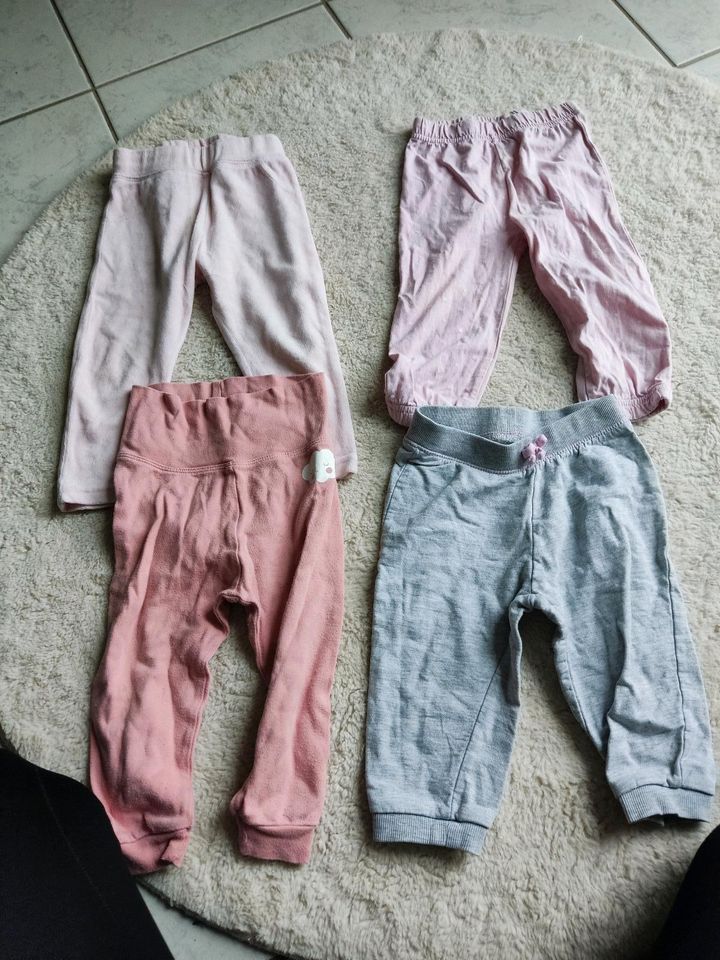 38tlg Paket 74 80 kleidungspaket Mädchen kleidung h&m zara in Rednitzhembach