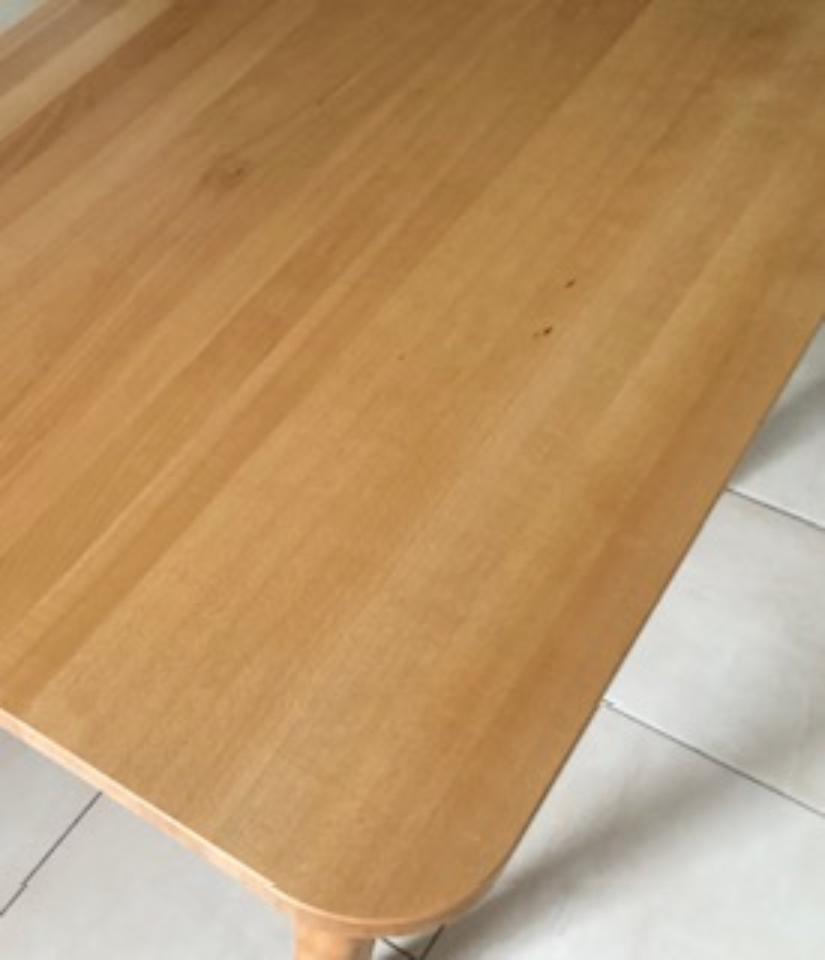 Buche-Massivholz-Tisch von Möbelum - Neuwertig - 120 x 90 cm - in Trebur