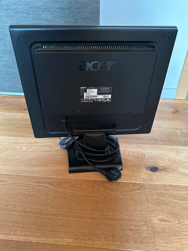 Acer 16 Zoll Monitor in Kerken