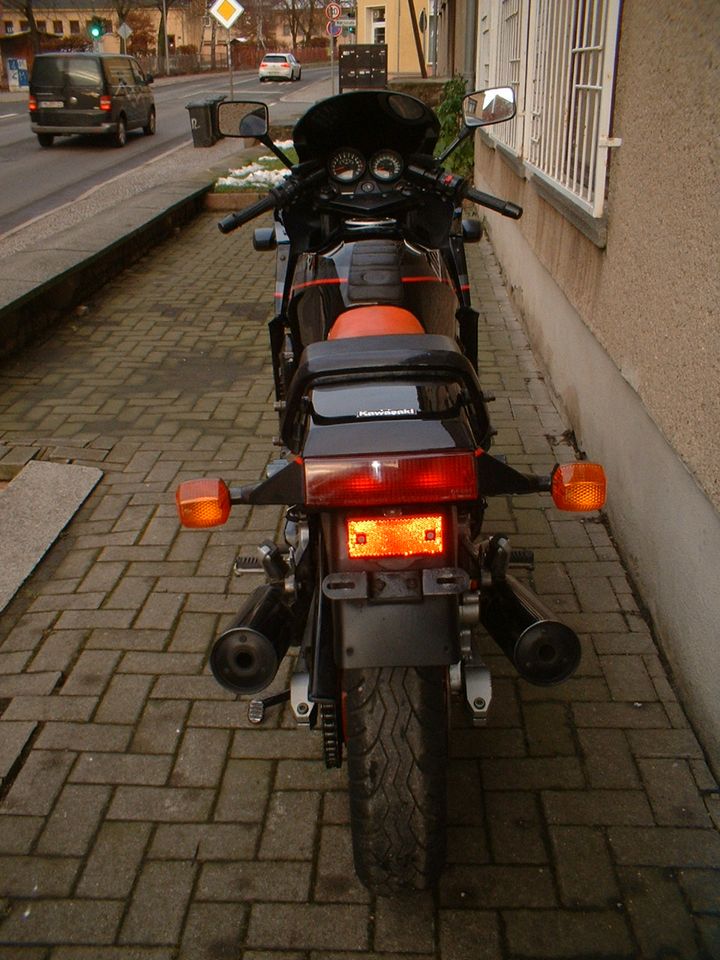 Kawasaki GPZ 900 R in schönem Originalzustand in Aschersleben