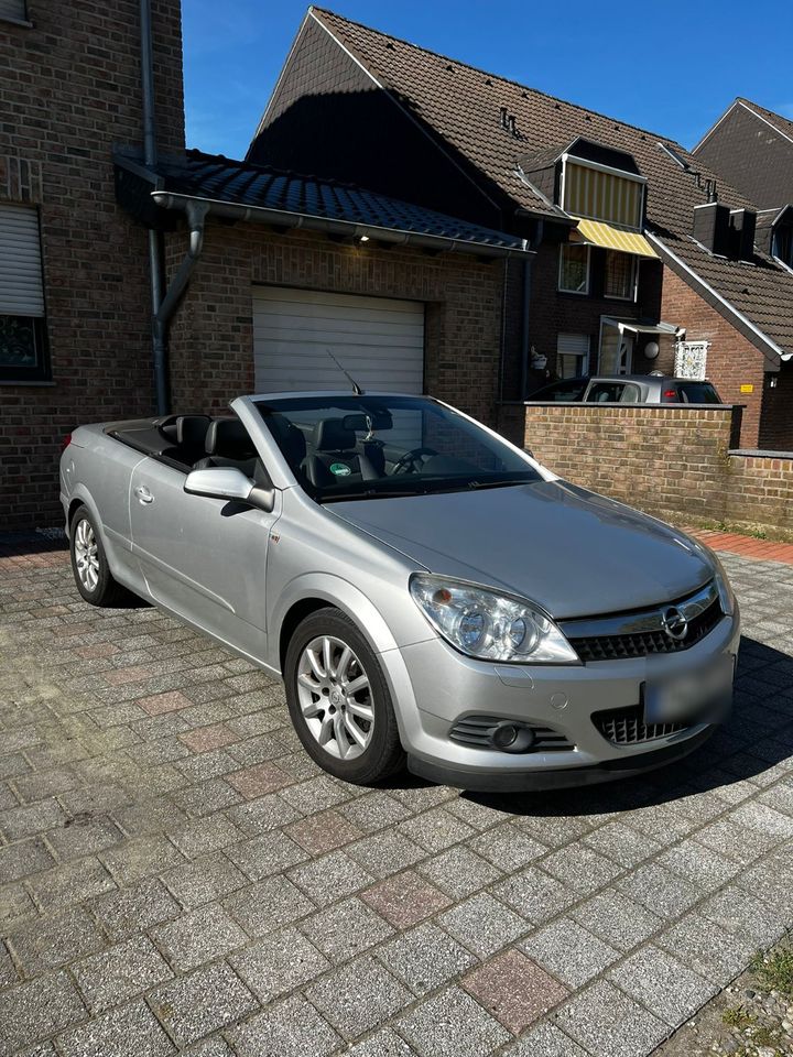 Astra H Twintop Cabrio 1.8  140 PS  LPG Gasanlage in Nideggen / Düren