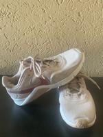 NIKE Schuhe rosa Gr. 38,5 Mädchen Damen Essen - Essen-Kray Vorschau