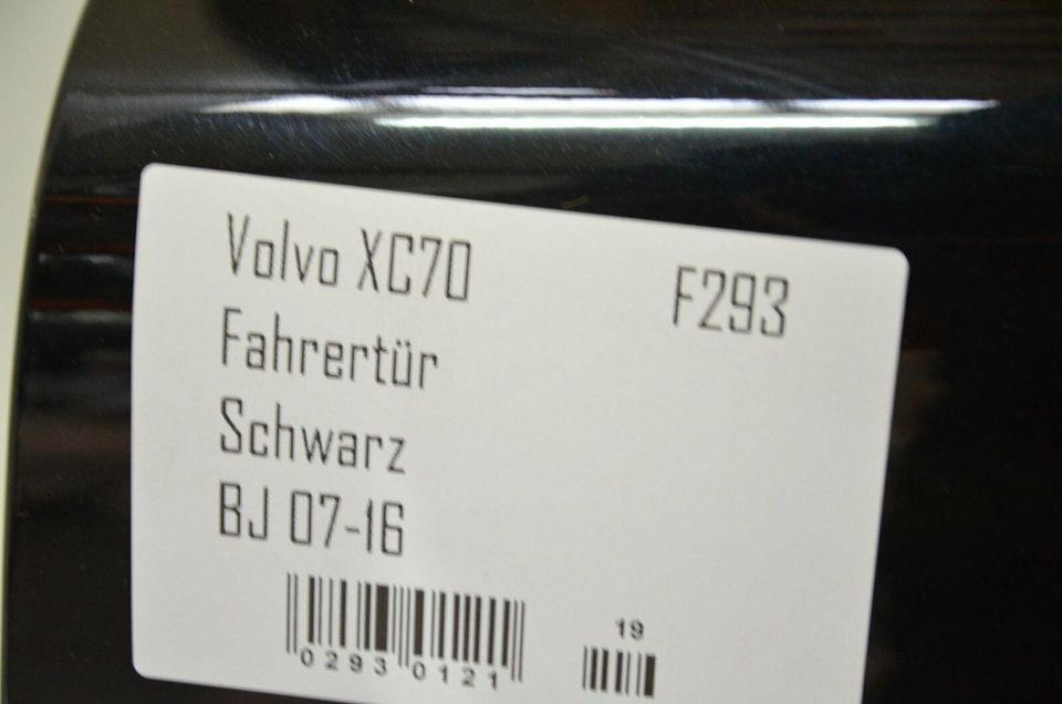 Original Volvo XC70 P24 Kombi Tür Fahrertür Links Schwarz in Köln