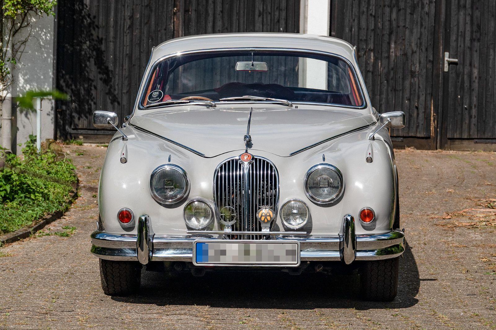 Abbildung des Autos Jaguar Mark II, 3.4 Lite…