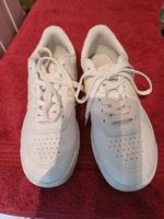 New Balance Schuhe zu verkaufen Nordrhein-Westfalen - Geldern Vorschau