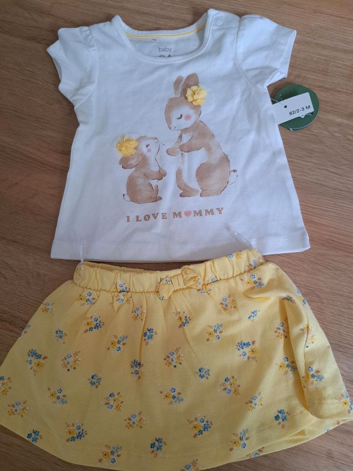 C&A Set *neu* Rock und kurzarm Shirt Gr.62 Hasen in Neudorf-Bornstein