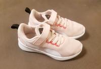 Puma Turnschuhe mit Softfoam Sohle Gr. 32 sehr gut Obergiesing-Fasangarten - Obergiesing Vorschau