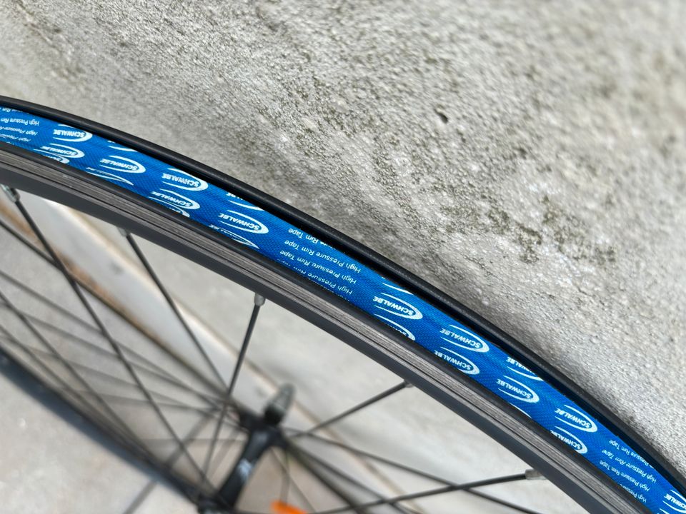 Laufradsatz Singlespeed / Fixie + neue Reifen in Düsseldorf