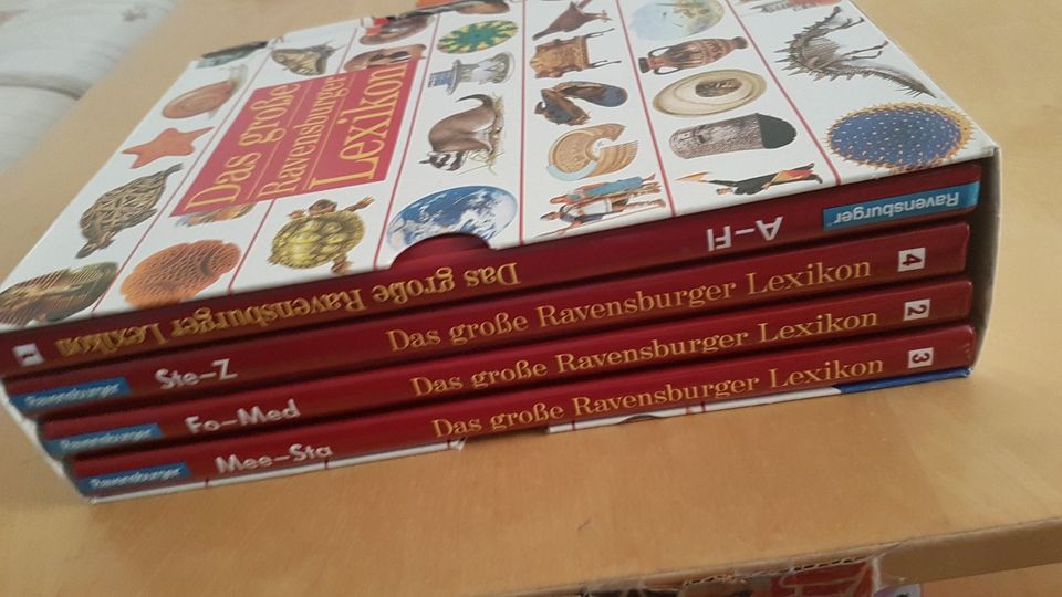 Ravensburger Lexikon, 3 Bände in Bonn
