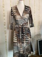 Kleid von Heine gr 40 Hessen - Niederdorfelden Vorschau
