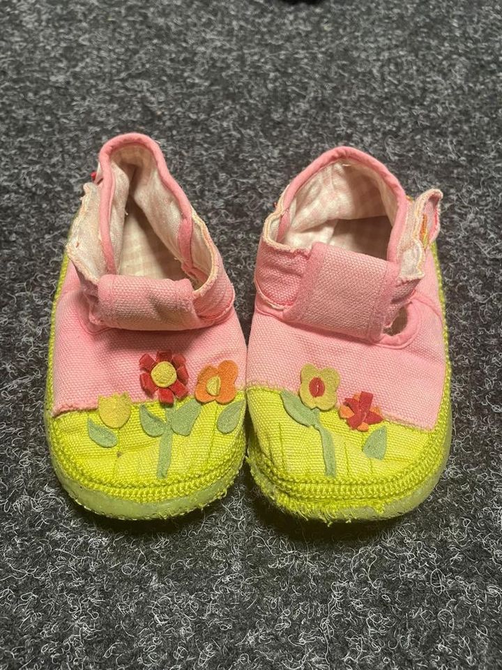 GIESSWEIN Kinderschuhe Größe 25 Blümchen Bunt in Berlin