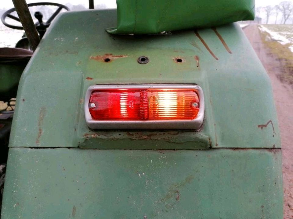 Fendt Farmer 3s Rundhauber Favorit 4 Rückleuchte Lichtscheiben in Garrel