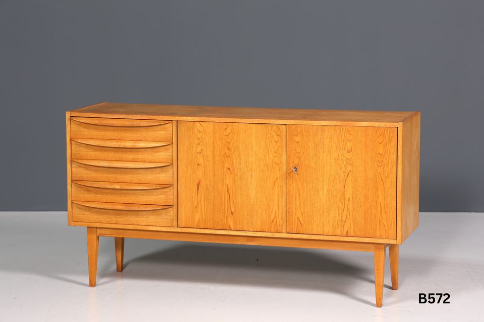 ◤Hauptstadt Möblerei Berlin Große Auswahl Kommoden Danish Teak Barock Stil Kolonial Mid Century Kommode Danish Design Schrank Englisch Sideboard in Berlin