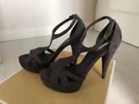 High Heels Sandalen Zara braun 38 Schleswig-Holstein - Kiel Vorschau