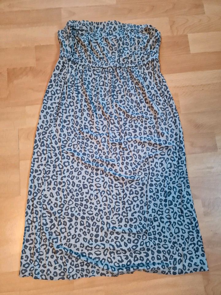 Luftiges trägerloses Sommerkleid von Benetton, hellblau, Gr.S in Lüdenscheid