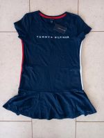 Neues Kleid, Tenniskleid, Größe 140, von Tommy Hilfiger Baden-Württemberg - Wolfschlugen Vorschau