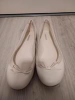 Weiße Ballerinas mit Schleife Berlin - Neukölln Vorschau