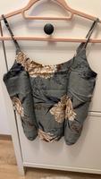 Top Vero Moda XS 34 oliv grün Blumen neu Sachsen - Plauen Vorschau
