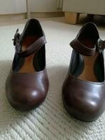 CLARKS Damen Spangen-Pumps, braun mit Riemchen, Größe 40 Baden-Württemberg - Fellbach Vorschau